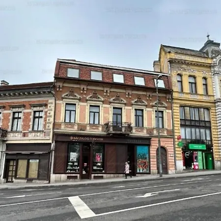 Hotel Central Home *